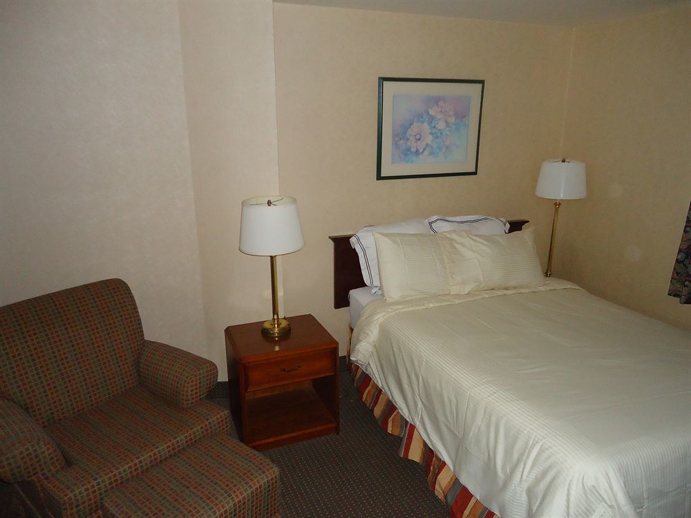Econo Lodge Sudbury Luaran gambar