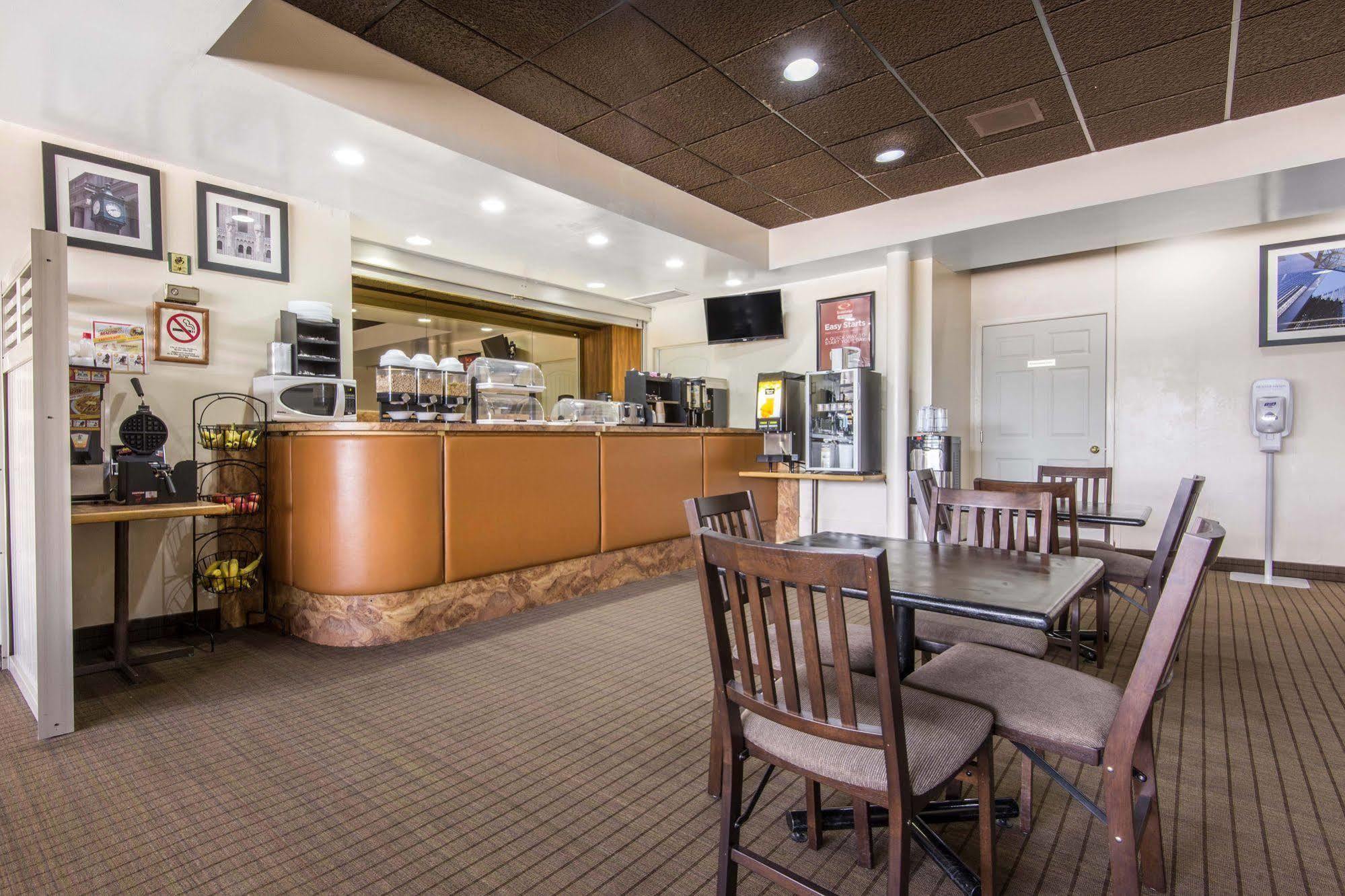Econo Lodge Sudbury Luaran gambar