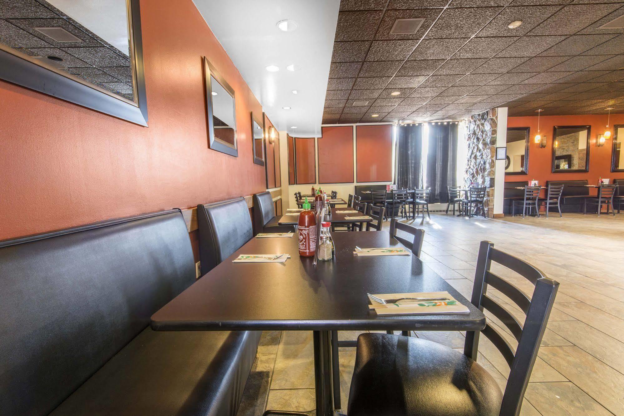 Econo Lodge Sudbury Luaran gambar