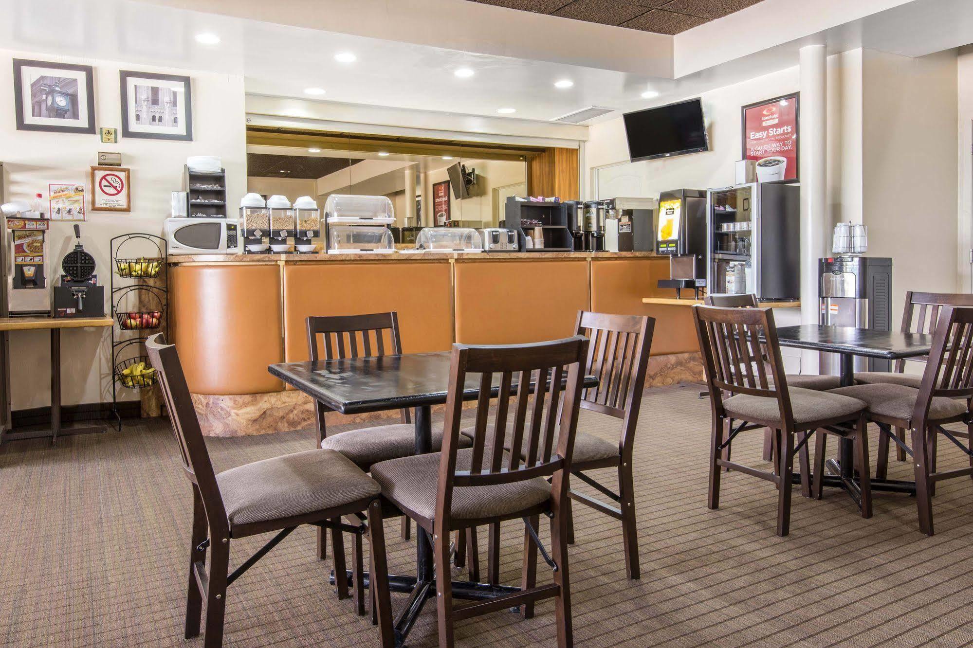 Econo Lodge Sudbury Luaran gambar